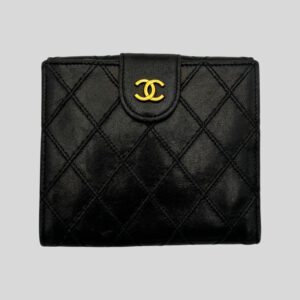 CHANEL｜マトラッセ 折り財布